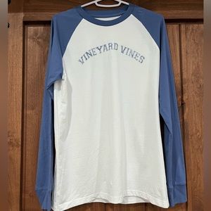 Large Vineyard vines long sleeve